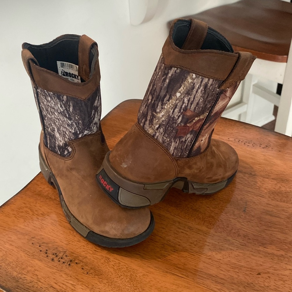Size 3 Rocky Boots